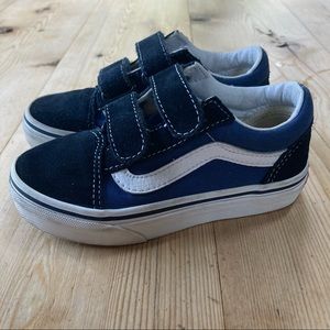 Vans Low Velcro Sneakers